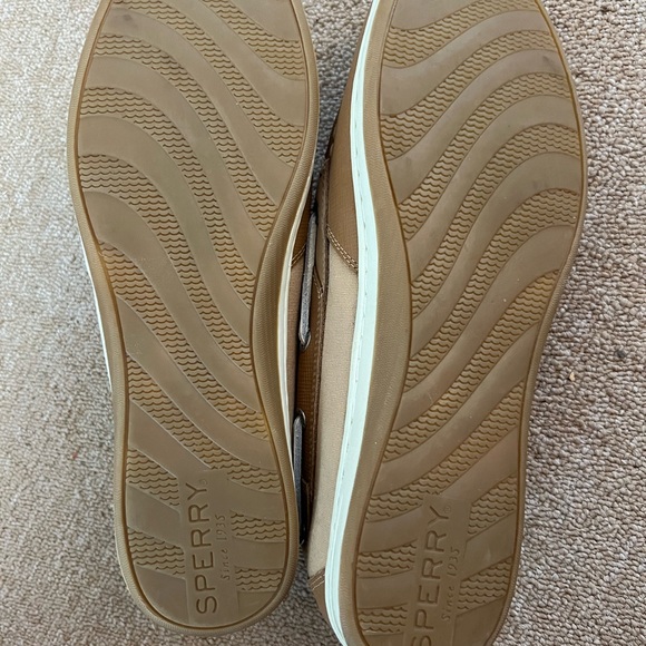 Sperry Boat Shoe -Women 11 - Picture 3 of 5